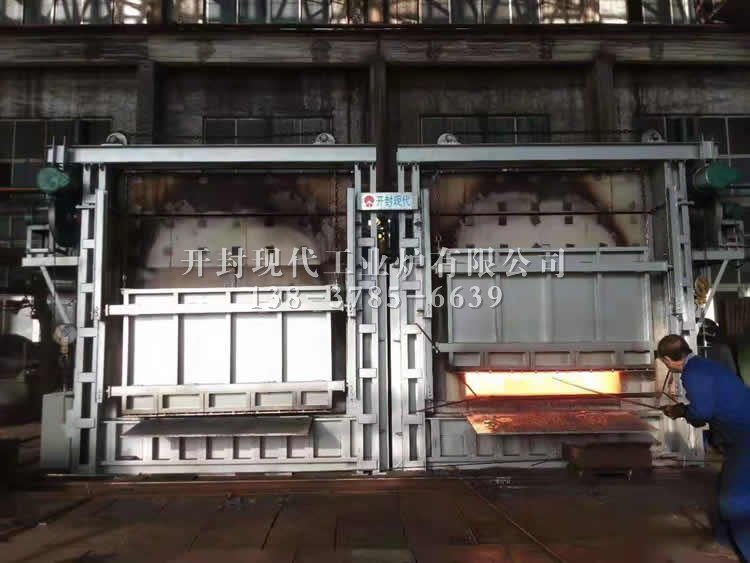 現(xiàn)代工業(yè)爐臺車式燃?xì)饧訜釥t